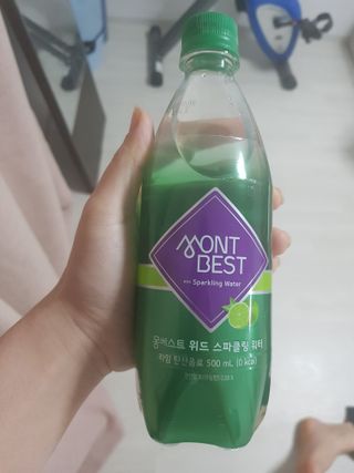 몽베스트 Montbest with Sparkling water Lime20병 — 5점을 준 리뷰어가 2022년 11월 올린 사용 사진