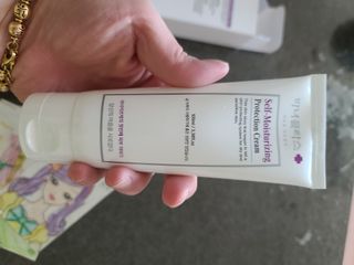 셀프 모이스처라이징 프로텍션 크림 셀프 모이스처라이징 프로텍션크림 — 5점을 준 리뷰어가 2022년 4월 올린 사용 사진