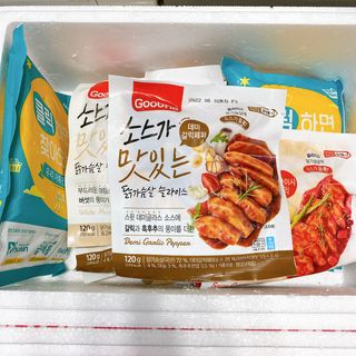 굽네몰 [굽네] 소스가 맛있는 닭가슴살 슬라이스 4종 — 5점을 준 리뷰어가 2021년 12월 올린 사용 사진