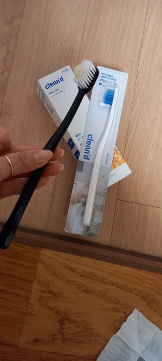주식회사 클린디 [클린디] 고기능성 칫솔 세트_기능모/탄력모/미세모/초극세모 — 5점을 준 리뷰어가 2022년 4월 올린 사용 사진