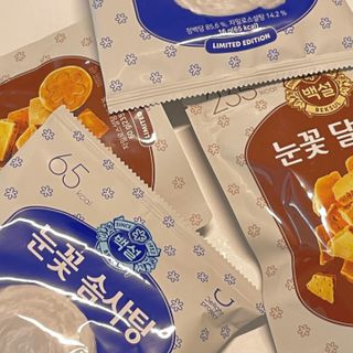 딜라이트 프로젝트  달콤한 눈꽃 간식세트( 눈꽃 솜사탕 / 레몬라임 솜사탕 / 달고나 총 7EA+스마트톡 증정) — 5점을 준 리뷰어가 2022년 4월 올린 사용 사진