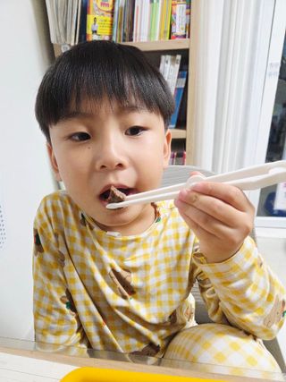 *구매평/프레시지 경복궁 꽃갈비살 구이 300g — 5점을 준 리뷰어가 2025년 11월 올린 사용 사진