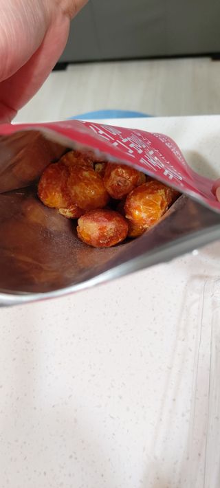 레드닥터 대추방울토마토 + 통째로 동결건조한 대추방울토마토 — 4점을 준 리뷰어가 2022년 12월 올린 사용 사진