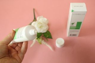 랑벨 내츄럴 프레시 업 선크림 75ml — 5점을 준 리뷰어가 2022년 5월 올린 사용 사진
