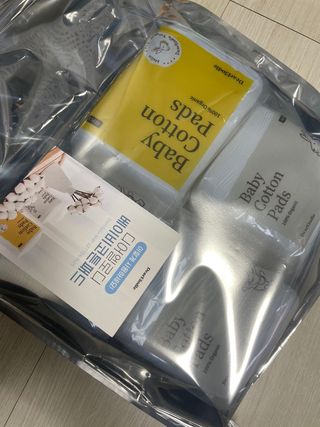 디어엘로디 프리미엄 유기농 유아 솜티슈 40매 3Pack +60매 1Pack 혼합형 — 5점을 준 리뷰어가 2021년 4월 올린 사용 사진