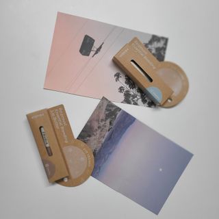 [후르디아] 올리브영 착한보습 비건 립버터 2종 — 5점을 준 리뷰어가 2021년 10월 올린 사용 사진