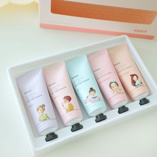 파시 고보습 핸드크림 40ml 5종 기프트 세트 — 5점을 준 리뷰어가 2022년 8월 올린 사용 사진