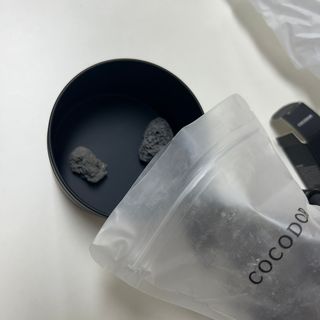 [코코도르] 스톤 에센셜 디퓨저 세트 (틴케이스+스톤+에센셜오일 20ml*2ea) — 4점을 준 리뷰어가 2024년 8월 올린 사용 사진