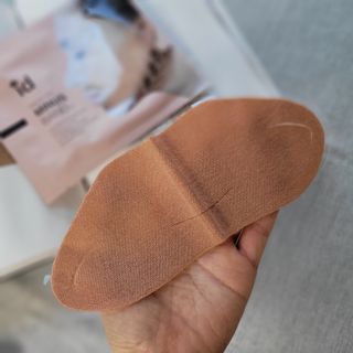 아이디플라코스메틱 아이디 페이스핏 마이너스 밴드 v2 — 5점을 준 리뷰어가 2022년 5월 올린 사용 사진