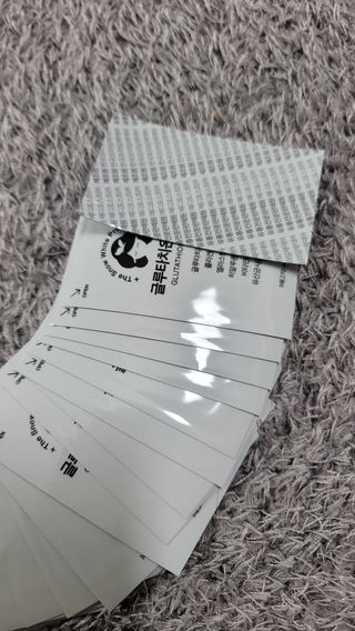 메디포스트 모비타 글루타치온 이지 필름형 30매 — 5점을 준 리뷰어가 2022년 12월 올린 사용 사진