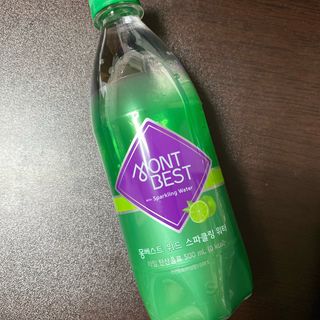 몽베스트 Montbest with Sparkling water Lime20병 — 4점을 준 리뷰어가 2021년 10월 올린 사용 사진