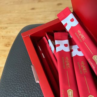 디오르 버닝레드 — 5점을 준 리뷰어가 2022년 1월 올린 사용 사진