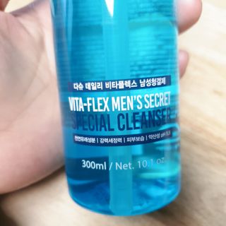 다슈코리아 다슈 데일리 비타플렉스 남성 청결제 — 5점을 준 리뷰어가 2021년 1월 올린 사용 사진