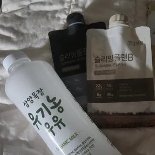 일일하우 슬리밍 플랜B 고소한 귀리맛, 진한 카카오맛 (체중조절식) — 5점을 준 리뷰어가 2023년 8월 올린 사용 사진