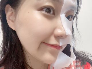 리브얼 | LIVALL 바이오셀룰로오스 마스크 레스트 앤 글로우 33ml  x 3개입 — 5점을 준 리뷰어가 2022년 7월 올린 사용 사진