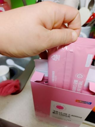 주식회사 얼굴반쪽 [얼굴반쪽 가르시니아 2,800mg] x 14포 1주 젤리 다이어트 보조제 체지방감소 — 5점을 준 리뷰어가 2021년 12월 올린 사용 사진