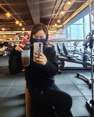 디오르 버닝레드 — 4점을 준 리뷰어가 2021년 12월 올린 사용 사진