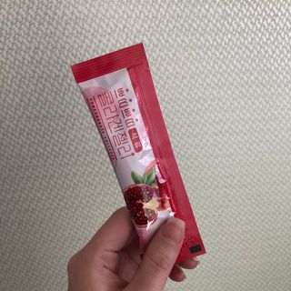 헬스업_쁘띠쁘띠석류콜라겐젤리_20g x 14포 — 5점을 준 리뷰어가 2021년 3월 올린 사용 사진