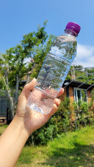 몽베스트 [MONTBEST]위드어스 500mL 20병 — 5점을 준 리뷰어가 2022년 6월 올린 사용 사진