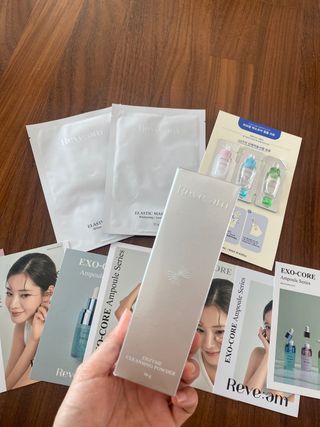나우 [리브엠] 화해 1등 클렌징 파우더! 모공&피지 말끔순삭 — 5점을 준 리뷰어가 2023년 8월 올린 사용 사진