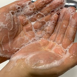빅그린 안티 헤어로스 탈모 카렌듈라 바이옴 샴푸 500ml (지성두피용) — 5점을 준 리뷰어가 2022년 8월 올린 사용 사진