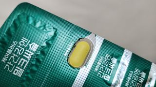 [경남제약헬스케어] 케어플러스 간건강엔 밀크씨슬 500mg 60정/2개월분/비타민B 5종+세레늄 — 5점을 준 리뷰어가 2024년 1월 올린 사용 사진