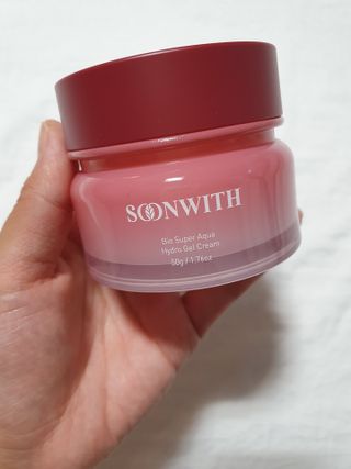 SOONWITH 바이오 수퍼 아쿠아 하이드로 젤 크림 — 5점을 준 리뷰어가 2021년 5월 올린 사용 사진