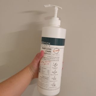 [바이오맥스] 프로코어 탈모완화샴푸 1000ml — 5점을 준 리뷰어가 2022년 8월 올린 사용 사진