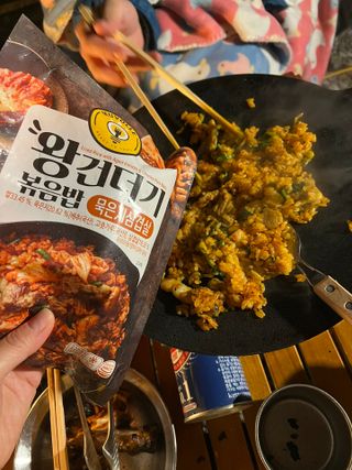 한성기업 무볼레 왕건더기 볶음밥 묵은지삼겹살 — 5점을 준 리뷰어가 2021년 11월 올린 사용 사진