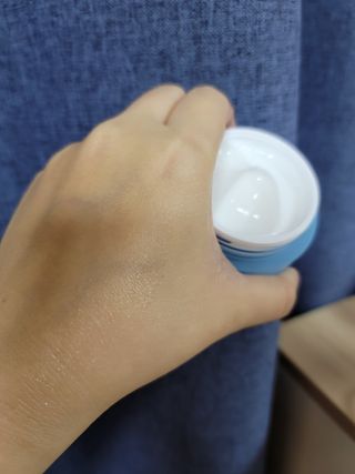 Dr.느루벗 느루벗 모이스쳐 24 크림 — 4점을 준 리뷰어가 2021년 4월 올린 사용 사진
