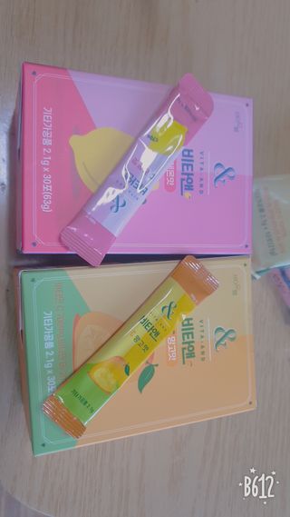 비타앤C 레몬맛, 망고맛 — 5점을 준 리뷰어가 2021년 7월 올린 사용 사진