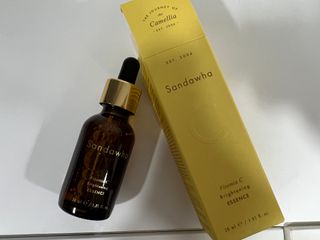 스킨큐어 산다화 비타민c 화이트닝 에센스 30ml — 5점을 준 리뷰어가 2023년 10월 올린 사용 사진
