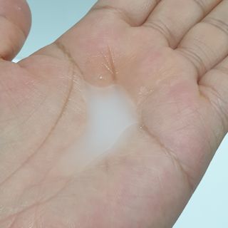 플레라디 에델바이스 오일 밸런싱 토너 — 5점을 준 리뷰어가 2021년 7월 올린 사용 사진
