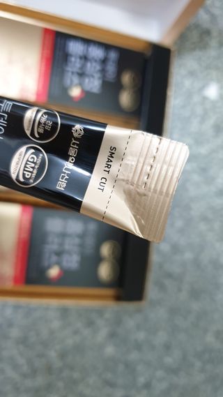 서울약사신협_투데이홍삼정플러스스틱_10g x 30포 — 5점을 준 리뷰어가 2021년 5월 올린 사용 사진