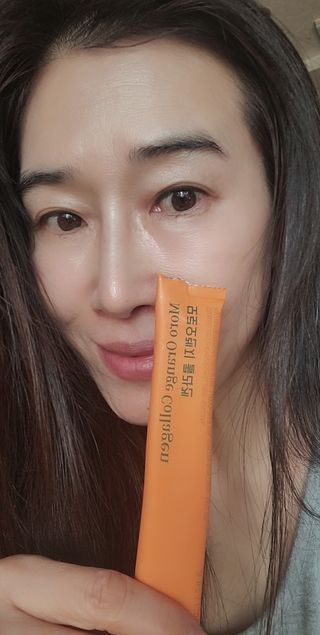 아임오 모로오렌지 콜라겐 1box (14포) — 5점을 준 리뷰어가 2023년 2월 올린 사용 사진