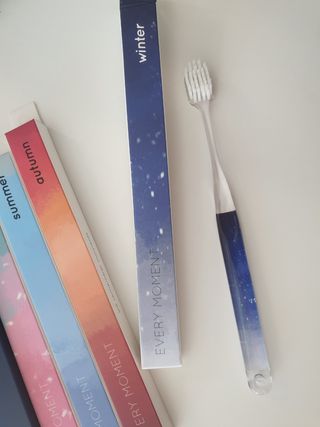 에브리모먼트 에브리 모먼트 칫솔 Every moment toothbrush — 5점을 준 리뷰어가 2022년 2월 올린 사용 사진