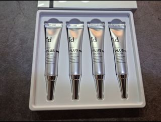 아이디플라코스메틱 아이디 브이로직 플러스 크림 15ml X 4EA — 5점을 준 리뷰어가 2022년 1월 올린 사용 사진