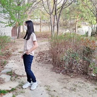 아르보노브라 아르보노 주니어 베이직 반팔 브라 티셔츠 — 5점을 준 리뷰어가 2022년 4월 올린 사용 사진