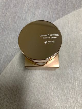 아이앤립 / EYENLIP 아이앤립 24K 골드 N 펩타이드 앰플 크림 — 5점을 준 리뷰어가 2021년 4월 올린 사용 사진