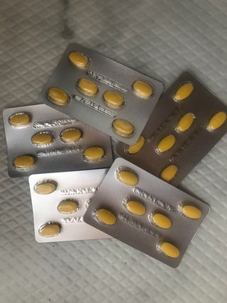 서울약사신협_내몸애발란스멀티비타민앤미네랄파워업_800mg x 90정 — 5점을 준 리뷰어가 2021년 8월 올린 사용 사진