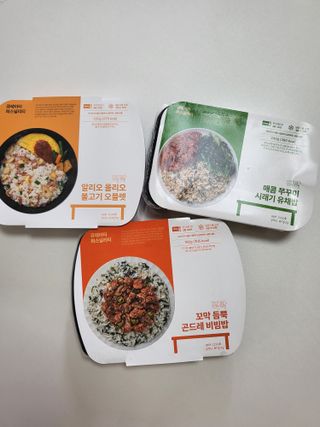 직탁 식단관리 3종 도시락(꼬막 듬뿍 곤드레비빔밥, 알리오올리오 불고기오믈렛, 매콤쭈꾸미 시래기유채밥) — 5점을 준 리뷰어가 2022년 6월 올린 사용 사진