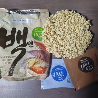 [풀무원] 자연은맛있다 정면, 백면, 홍면  세트 — 5점을 준 리뷰어가 2021년 4월 올린 사용 사진