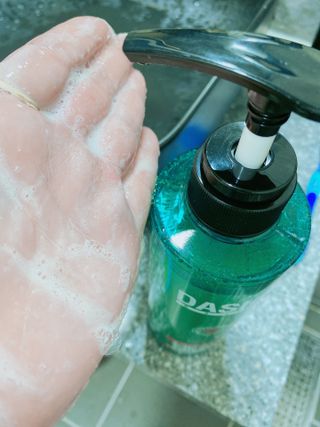 다슈코리아 다슈 데일리 아크네 릴렉스 바디워시 500ml — 5점을 준 리뷰어가 2021년 3월 올린 사용 사진