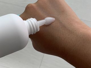리더스코스메틱 리더스 카밍 바이오틱스 에센스 워터 — 5점을 준 리뷰어가 2021년 8월 올린 사용 사진