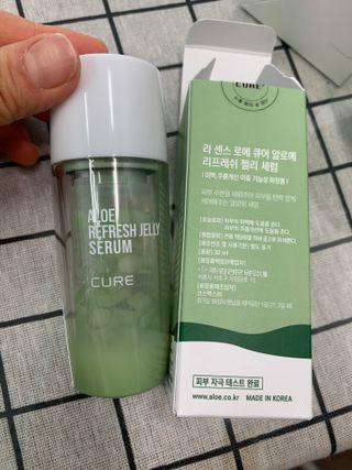 김정문알로에 큐어 큐어 알로에 리프레쉬 젤리 세럼, 큐어 알로에 하이드로 젤리 크림 — 5점을 준 리뷰어가 2021년 3월 올린 사용 사진