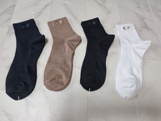 [사이즈가 있는 양말 필로이] 남/여 골지 발목 양말 4족 세트 남【S, M, L, XL】여【S, M, L】_컬러 랜덤 — 5점을 준 리뷰어가 2022년 6월 올린 사용 사진