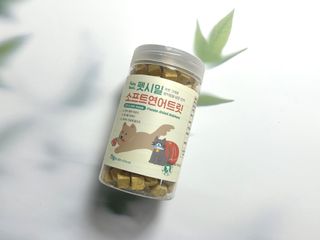 [펫시밀] 원물그대로 영양듬뿍 진공동결건조 북어트릿75g,치킨트릿100g,연어트릿75g 강아지 고양이 간식 — 5점을 준 리뷰어가 2023년 5월 올린 사용 사진
