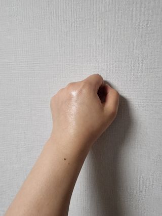 브에노 파리퀸 윌 페이스 오일 — 5점을 준 리뷰어가 2021년 6월 올린 사용 사진