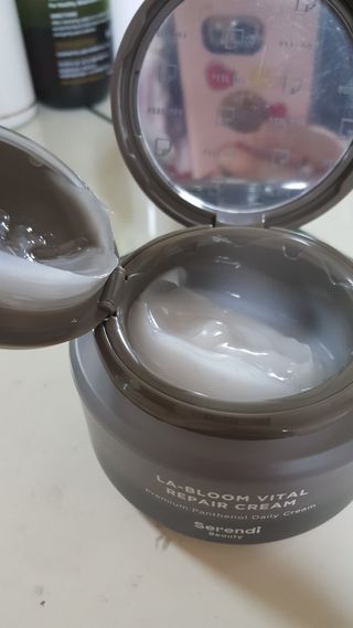 세렌디뷰티 라블룸 바이탈 리페어 크림 — 5점을 준 리뷰어가 2021년 3월 올린 사용 사진