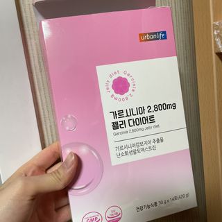 주식회사 얼굴반쪽 [얼굴반쪽 가르시니아 2,800mg] x 14포 1주 젤리 다이어트 보조제 체지방감소 — 5점을 준 리뷰어가 2022년 1월 올린 사용 사진